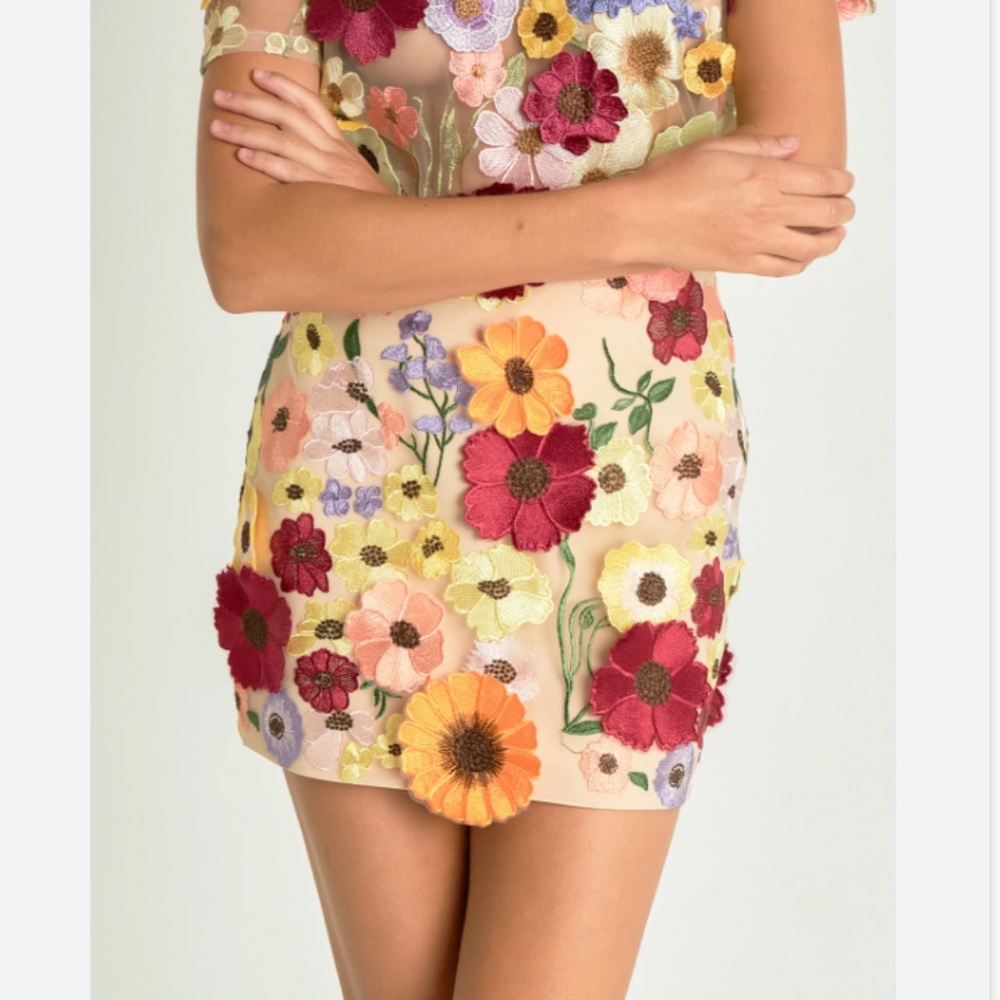 floral mini skirt